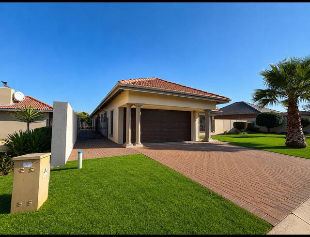 4 BEDROOM HOUSE FOR SALE IN THREE RIVERS EAST